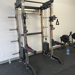 ULTIMATE RACK/ ADJUSTABLE PULLEY SYSTEM/ SQUAT RACK/ GYM EQUIPMENT/ FUNCTIONAL TRAINER/ VESTA FITNESS 