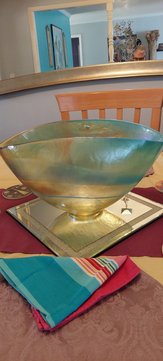 Vintage Illuminate Oval Glass Bowl
