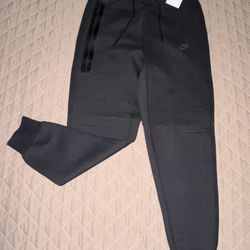 Nike Tech Sweatpants
