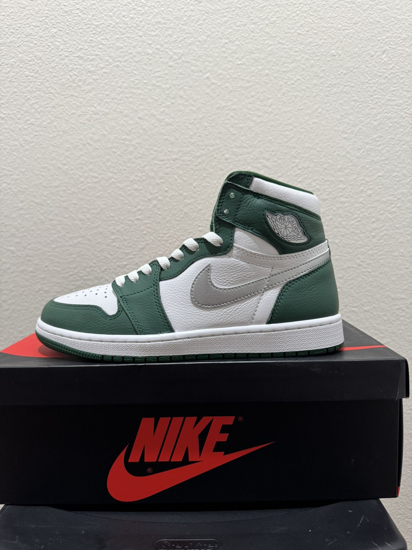 Jordan 1 Retro High OG Gorge Green Size: 8.5 Mens (Worn 1x/VNDS) Like New/Excellent