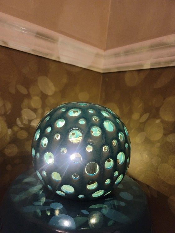 Ceramic Glazed Light 7 Inches Round