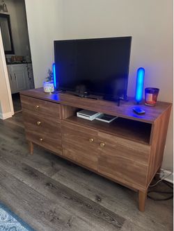TV stand