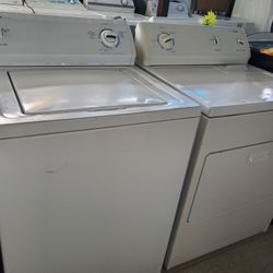 KENMORE WASHER AND DRYER SET 