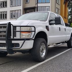 2009 Ford F350 4x4 Clean Title!