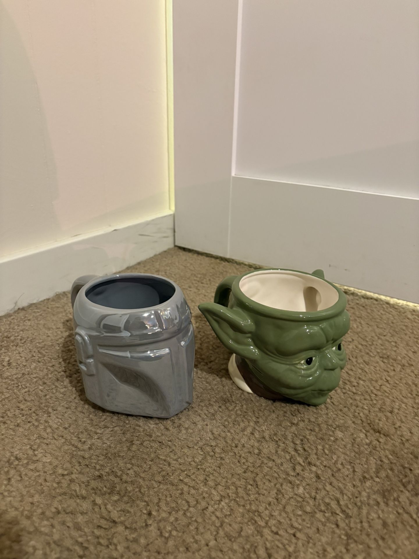 Set Of 2 Star Wars Mugs