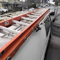 24ft Extendable Ladder