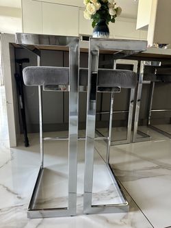 Bar chair