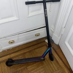 BMX SCOOTER USED ONCE 