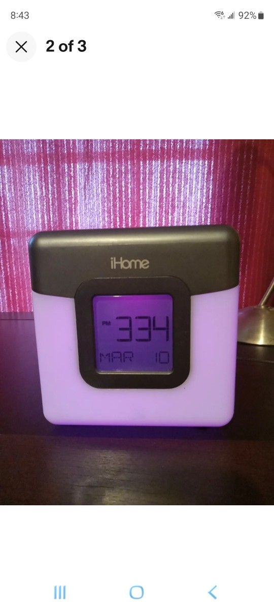 Ihome Bluetooth Alarm Clock/ Radio/ Charger