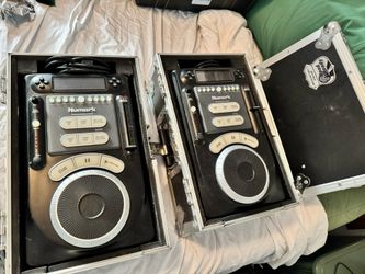 Numark DJ Cd Players Turntables In road Ready boxes 