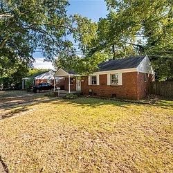 3BR 1BA House In Norfolk 