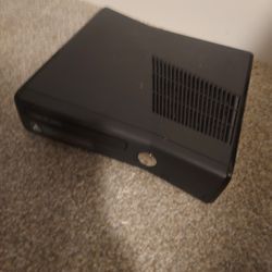 Xbox 360 Slim
