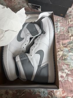 Air Jordan 1 Mid White Grey Sneakers