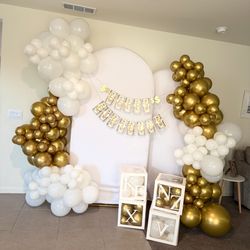 Customizable Balloon Garland