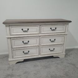 Signature Design By Ashley Ralyn French Country 6 Drawer Dresser, Chipped White & Brown