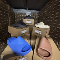 Yeezy Slides 