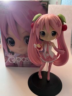 Sakura Hatsune Miku Qposket chibi figure