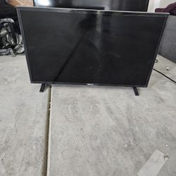 32' LG Smart TV 