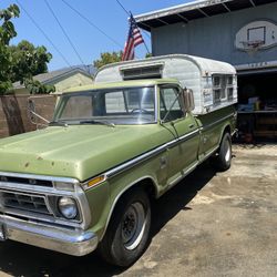 1973 Ford F-350 Super Camper Special 