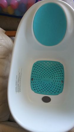 Baby bathtub