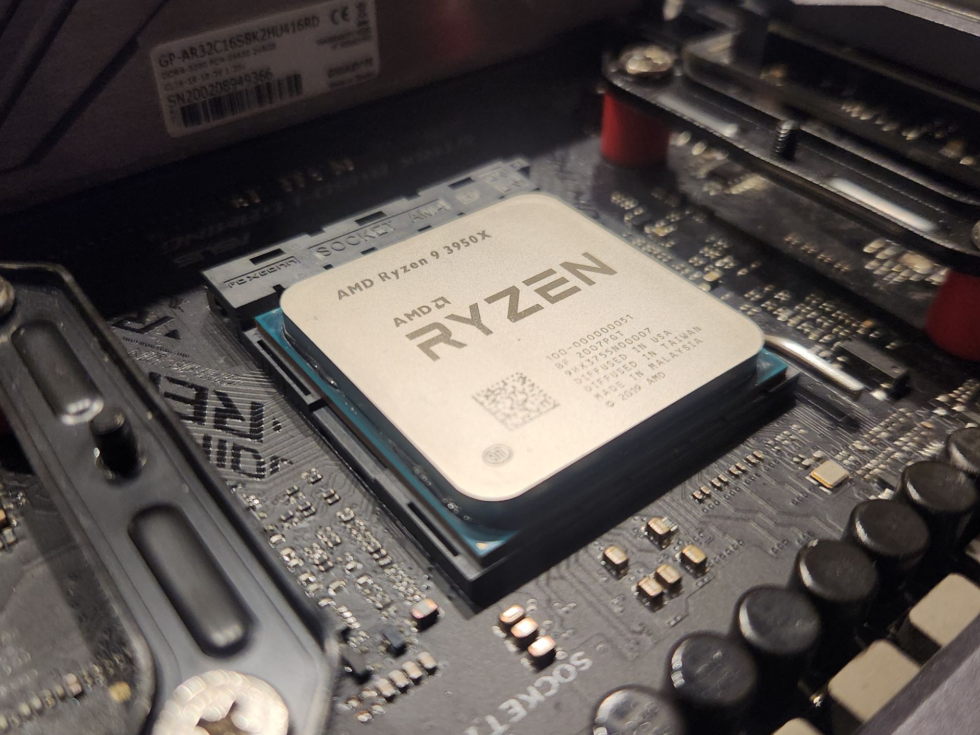 AMD Ryzen 9 3950X
