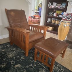 Leather Recliner W/Ottoman 