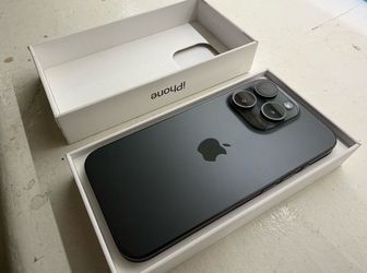 Unlocked iPhone 15 Pro Black Titanium BRAND NEW😱