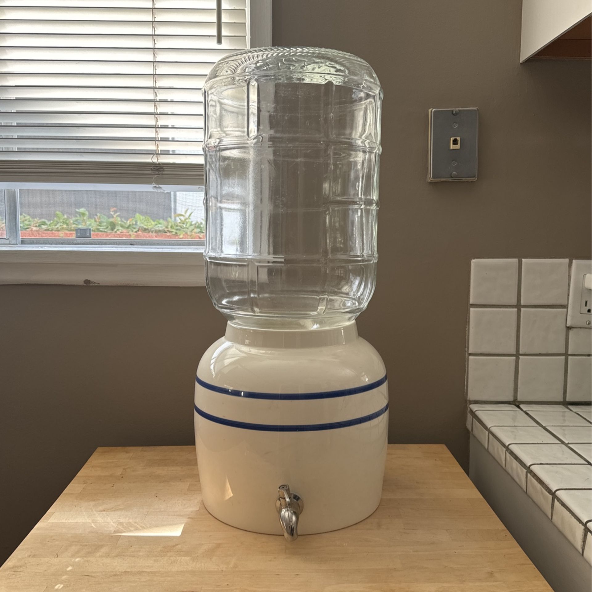 Ceramic Water Dispenser + Glass Jug