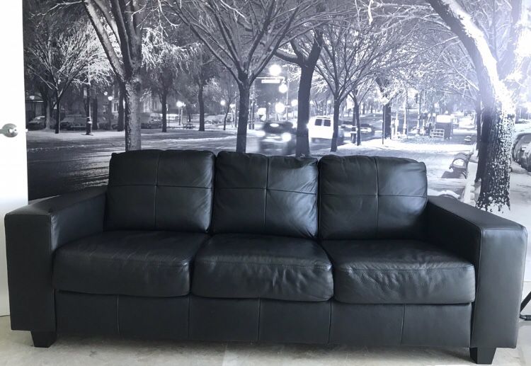 Couch real leather black 3 seater