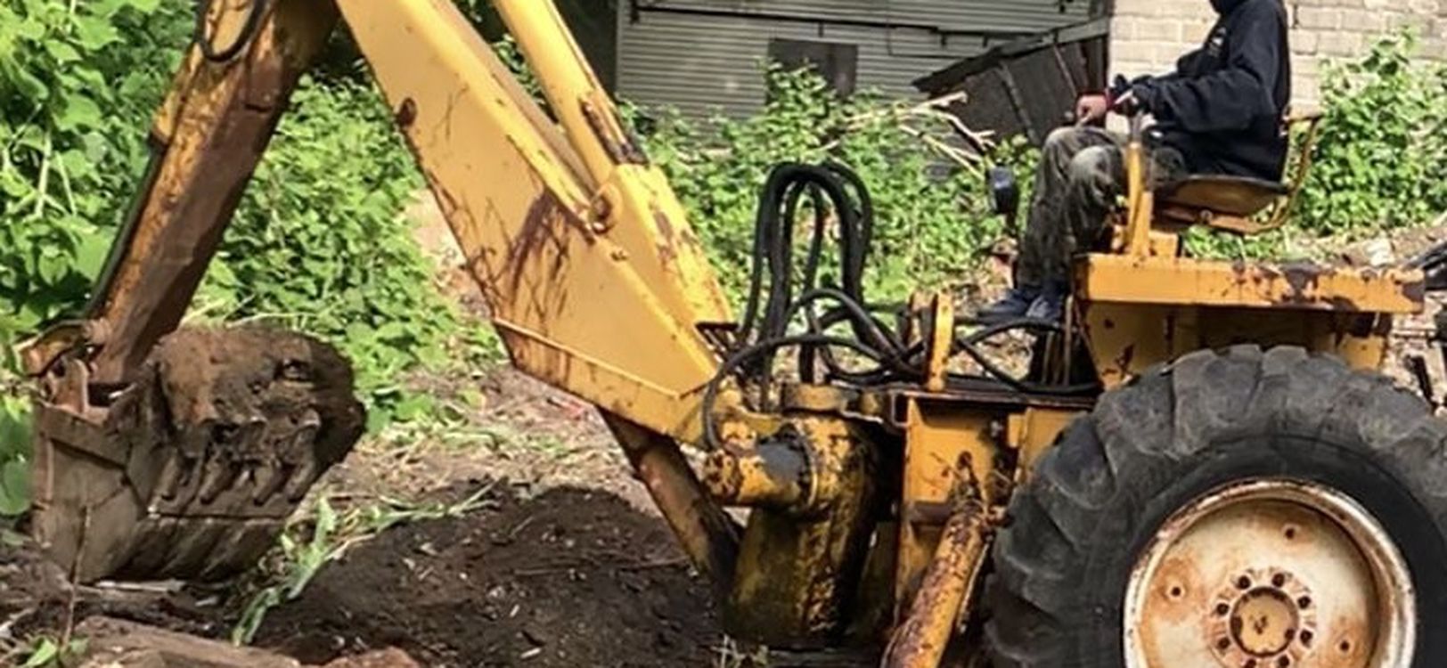 International 3444 Backhoe