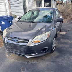 2012 Ford Focus S 