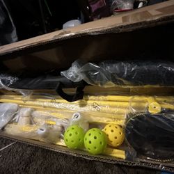 Brand New in Box Pickleball Set /Net