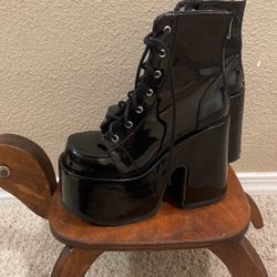 Demonia Camel 203 Platform Boots