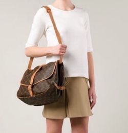Louis Vuitton - Logo Saumur 30 Shoulder Bag Monogram Leather Brown France AR1900
