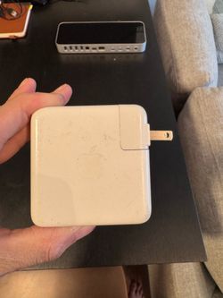 Original Apple 61W  USB-C Power Adapter for Macbook Pro, Air, iPad and iPhone
