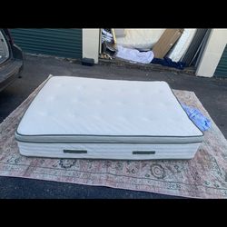 Queen Avocado Green Mattress