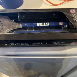 Buffalo Bills Grill Set - Unopened