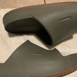 Men’s Nike Calm Slide Slip-on Slippers
