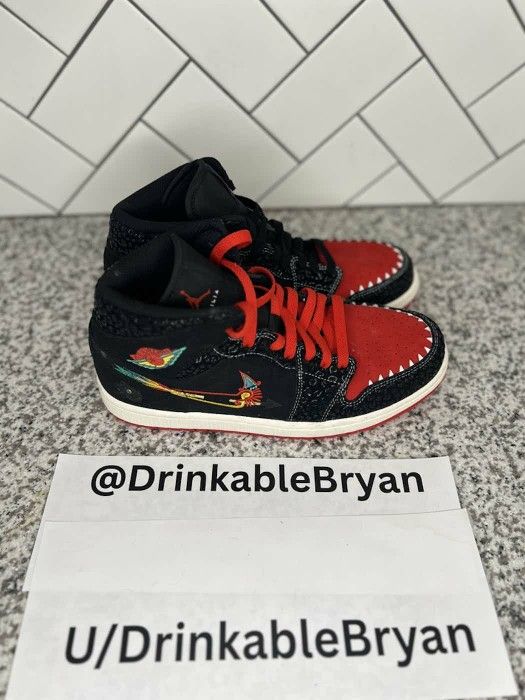 Jordan 1 Mid SE Siempre Familia