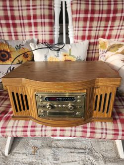 Amfm Cd Player And Record Player