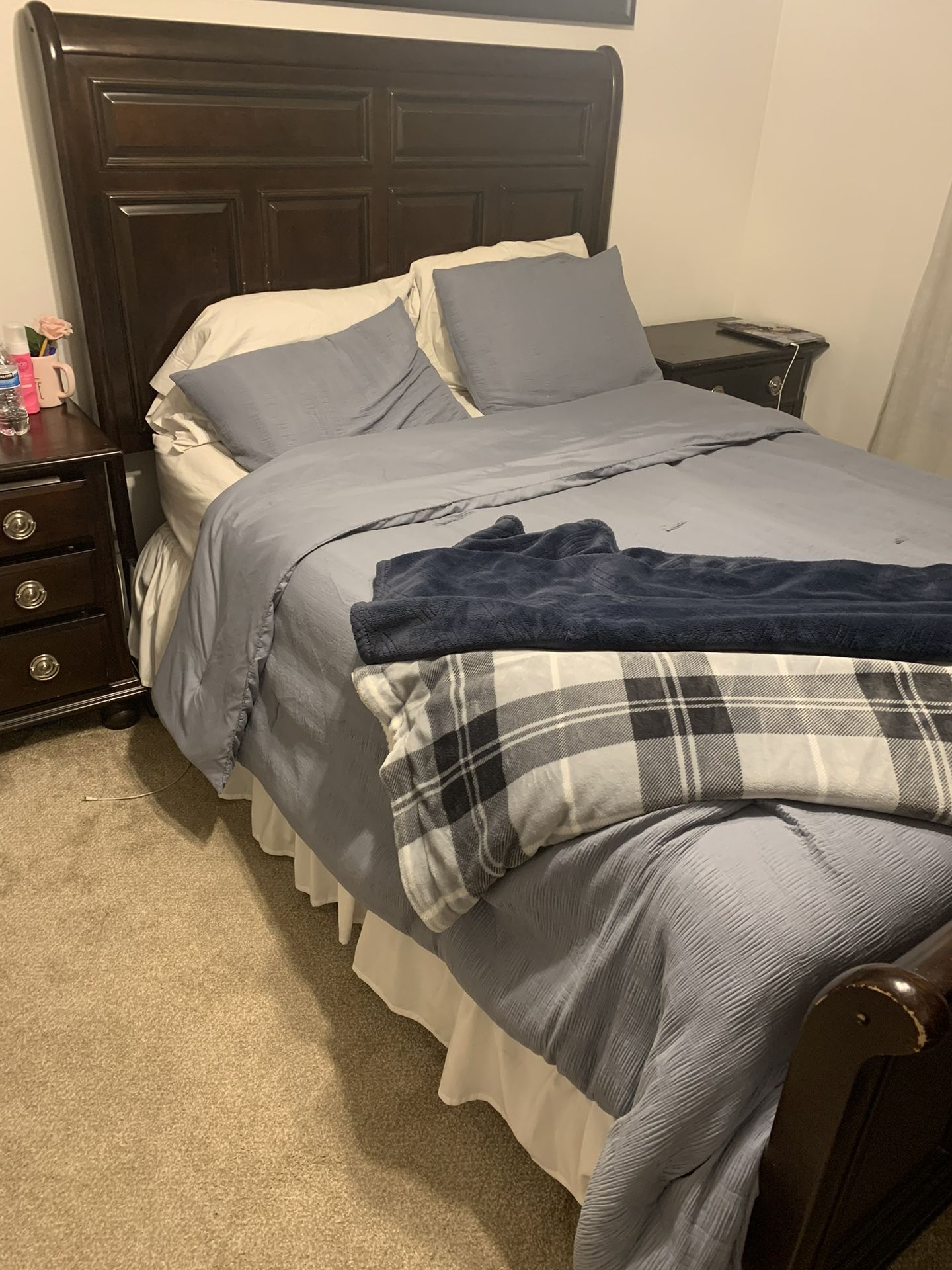 $350 Or Less All 3 Bed Frame + Bed Spring + Mattress