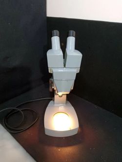 American Optical Forty Stereo Zoom Microscope