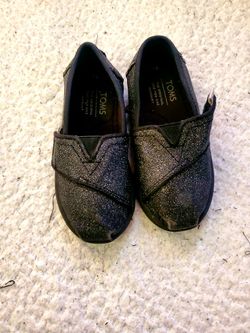 Toms