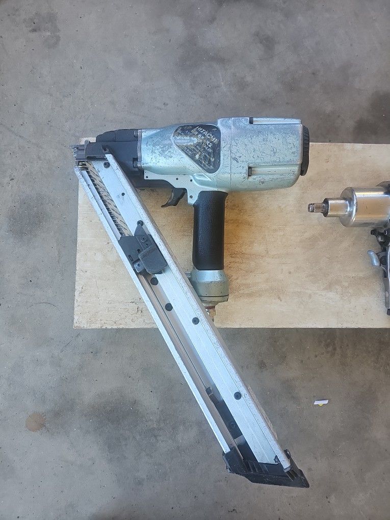 Hitachi Nail Gun