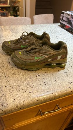 Nike Supreme Sneakers 