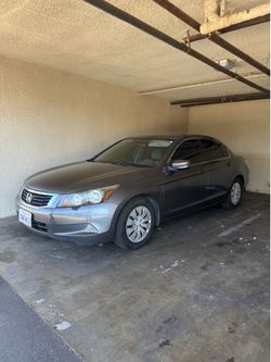 Honda accord 2010