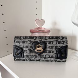 Juicy Couture Crown Long Wallet