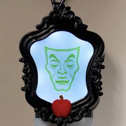 Evil Queen Mirror Light Up