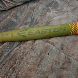 RARE 2017 Easton Brett Helmet Bomb Squad  Softball Bat 28.5 Oz 34”