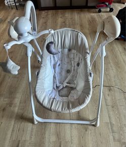 Baby joy swing